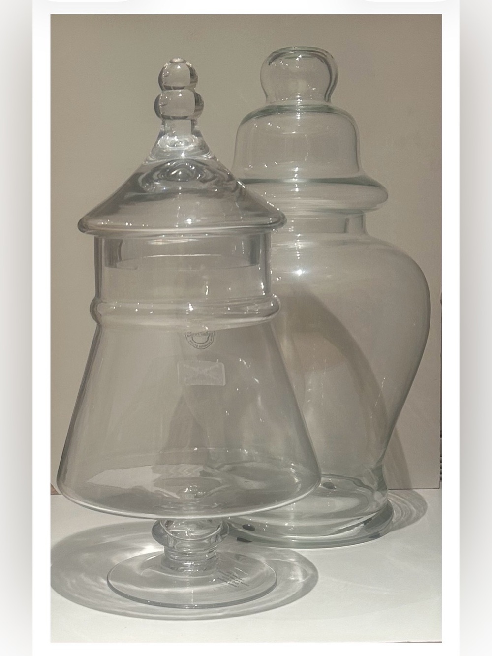 BEAUTIFUL Clear Glass Apothecary Jar with Lid